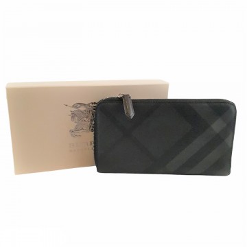 Burberry Long U-zip Wallet