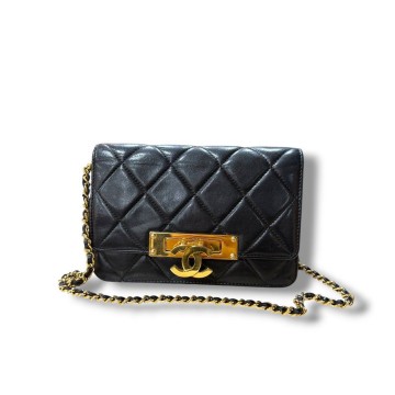Chanel Golden Class Wallet On Chain Quilted Lambskin