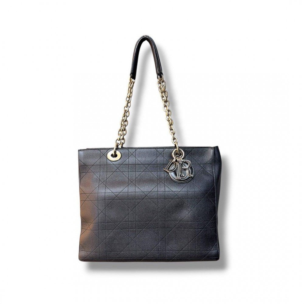 Tote