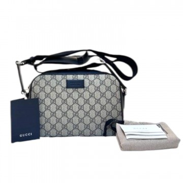 Gucci GG Supreme Canvas Camera Bag