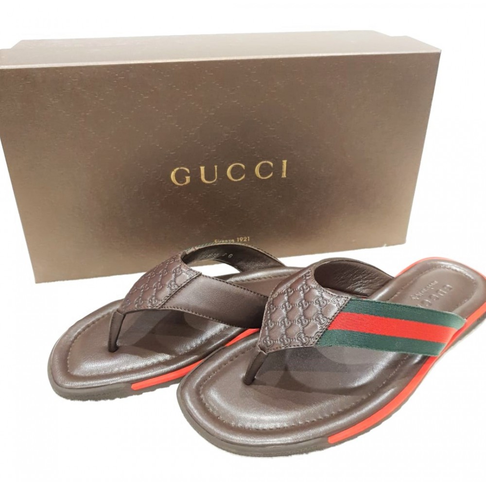 Accessories > Shoes