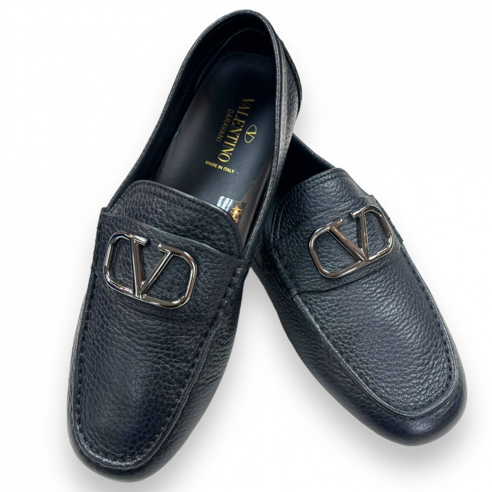 Accessories > Shoes